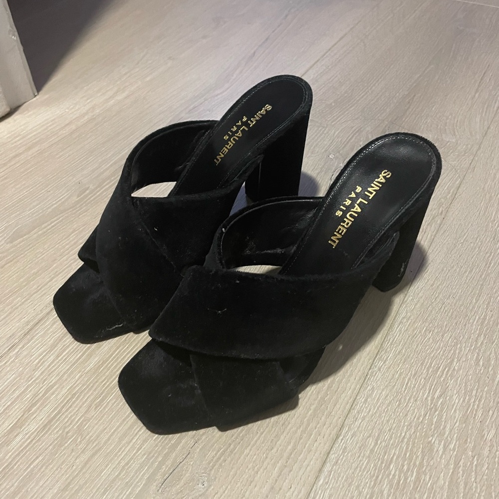 Ysl Loulou Mules in Suede